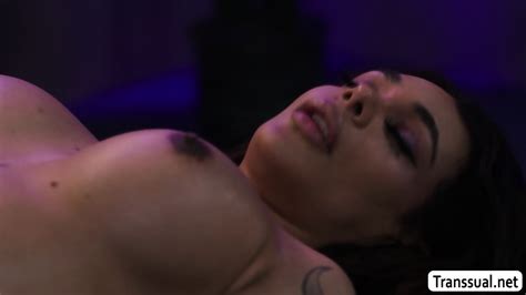 Big Tits TS Eva Maxim Let Masseur Bareback Her Ass