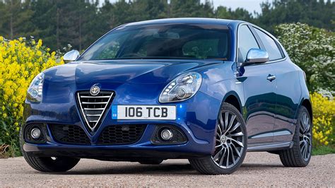 2013 Alfa Romeo Giulietta Sportiva UK Wallpapers And HD Images