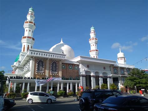 Melihat Dekat Masjid Oman Masjid Turki Di Kota Banda Aceh