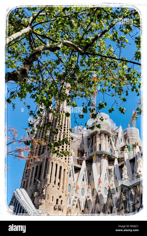 Sagrada Familia Expiatorio Templo De La Sagrada Familia Hi Res Stock