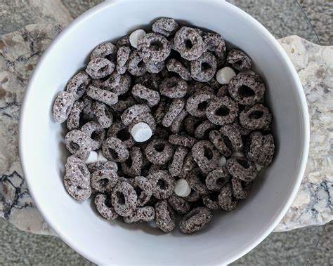 Review: Mega Stuf Oreo O's