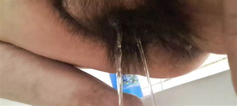 Pinkeln Und W Schen In Meine Vagina Das Wasser Tropft Auf Meiner Klitoris Macht Mich Sehr Hei