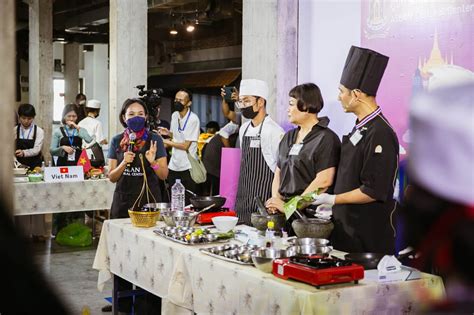 ASEAN Street Food: A Culinary Journey - The ASEAN Magazine