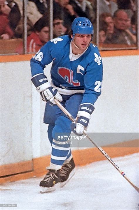 Peter Stastny #26 of the Quebec Nordiques controls the puck against the ...