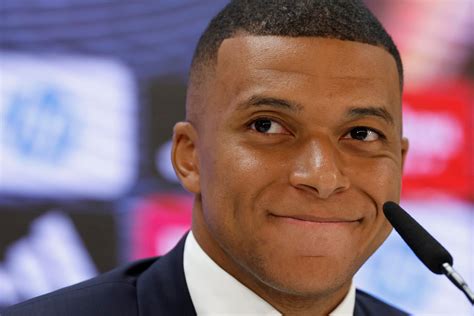 Mbappé se presenta oficialmente como un jugador del Real Madrid