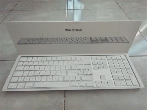 Magic keyboard, Electronics, Computer Parts & Accessories on Carousell