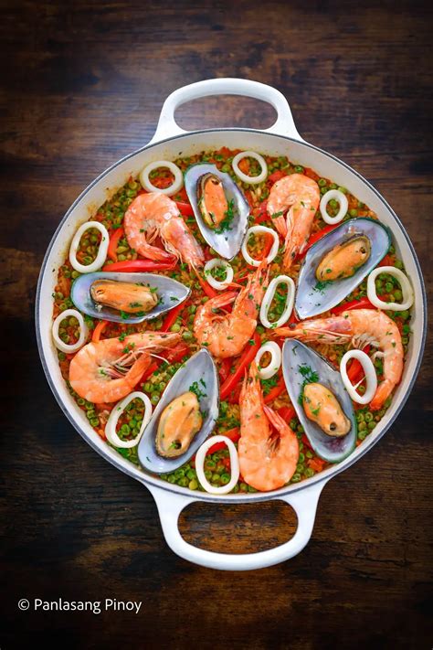 Easy Seafood Paella Panlasang Pinoy