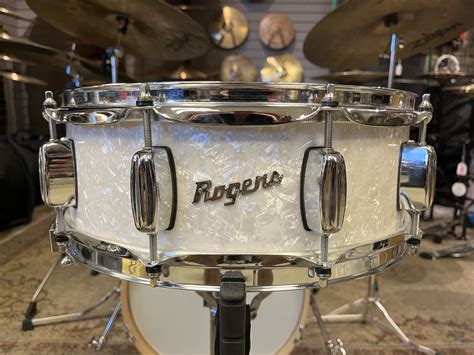 Rogers Dynasonic White Marine Pearl Snare Drum 5 X 14