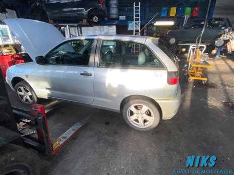 Seat Ibiza Ii 14i Salvage Vehicle 1999 Gray