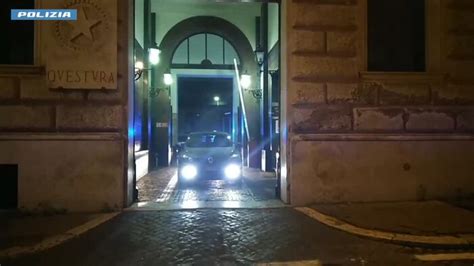 Da Napoli A Roma Per Truffare Anziani Arresti Italia Ansa It