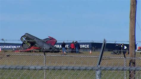 2 Vintage Military Planes Collide At Ww2 Airshow In Texas 6 Feared Dead