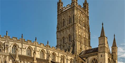 Gloucester Cathedral - Things to do in Cheltenham 2022