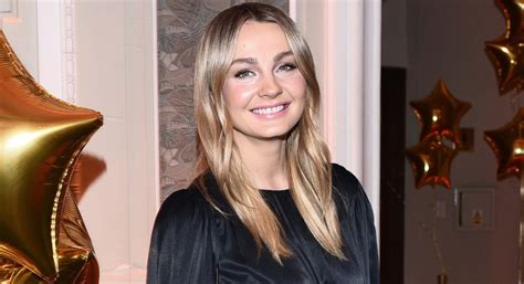 Małgorzata Socha pozuje w bikini Styl w INTERIA PL