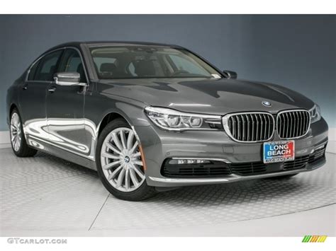 2017 Magellan Gray Metallic BMW 7 Series 740i Sedan 119355063 Photo