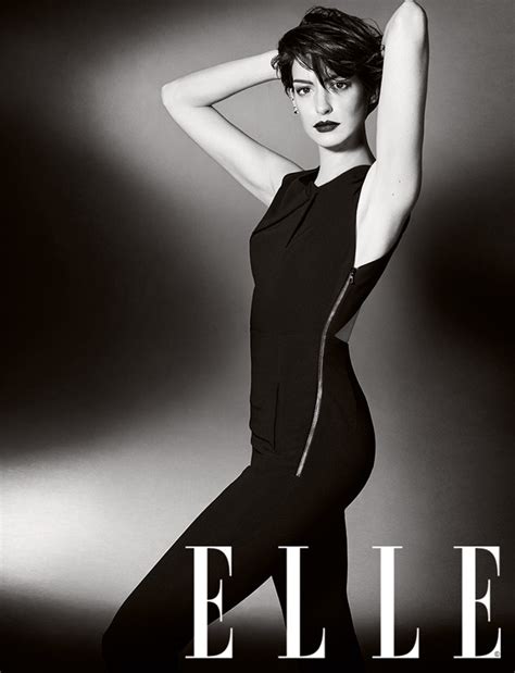 Anne Hathaway Graces The Cover Of This Month S Elle Magazine