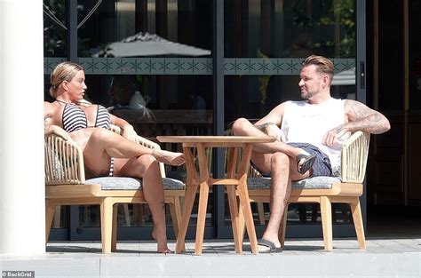 Katie Price Shows Off The Results Of Her 13th Boob Job Daily Mail Online