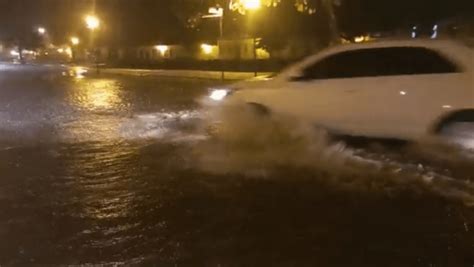 15 minutos de chuva alagam ruas e casas na Cidade de Goiás Jornal Opção