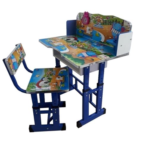 Conjunto Mesa Infantil 2 Cadeira De Plastico Mesinha Didatica De