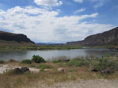 There's Something Truly Spectacular About Swan Falls Dam In Idaho