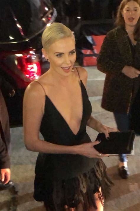 Charlize Theron - Greets fans at the Bombshell Premiere in LA-16 | GotCeleb