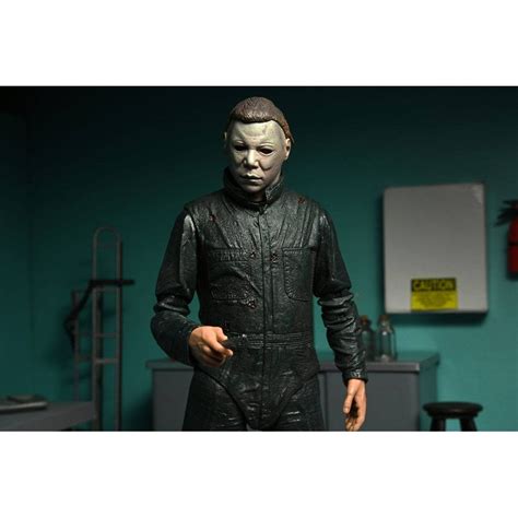 Neca Halloween 2 Ultimate Michael Myers And Dr Loomis Pack 2 Figurines