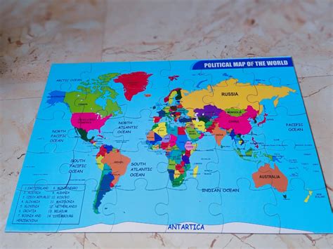 30 piece wooden jigsaw puzzle world map