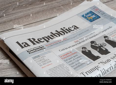 Italian Newspapers Hi Res Stock Photography And Images Alamy