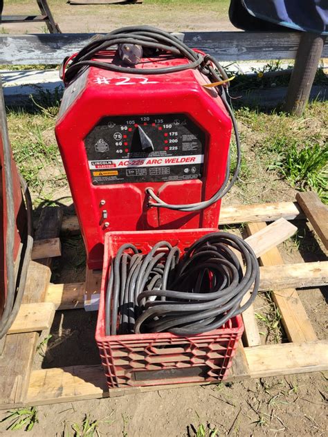 This analysis explains the lincoln the 100 grounder arc 13