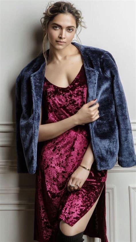 Deepika Padukone Hot Expressions Deepika Padukone Style Deepika