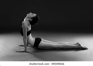 1 061 Woman Black Nude Yoga Images Stock Photos Vectors Shutterstock
