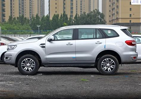 Chinese Cars Ford Everest Left Steering Petrol Car Silver Suv 5 Door 7