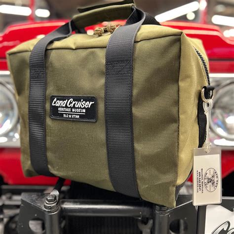 Red Oxx Aviator Kit Bag – Land Cruiser Heritage Museum