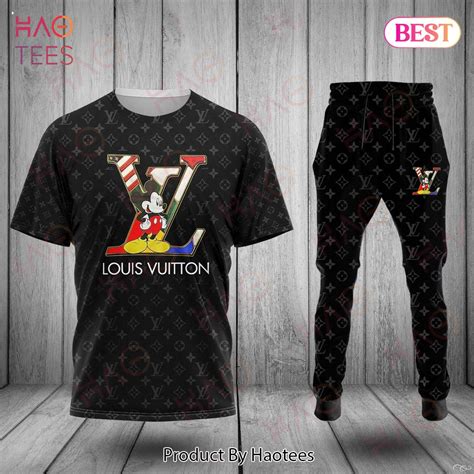 Chia sẻ hơn 70 về louis vuitton mickey shirt mới nhất cdgdbentre edu vn