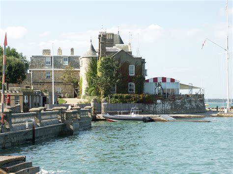 Cowes, Isle of Wight - isleofwight.com