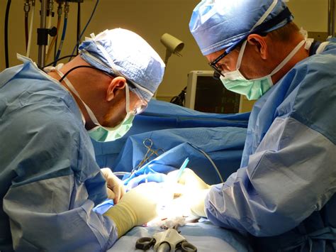 Distractions During Surgery is Common | Fauquier ENT Blog