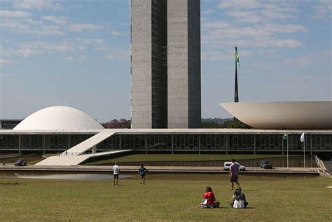 Bancada Feminina Encolhe No Senado C Mara Elege A Maior Da Hist Ria