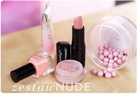 Alina Rose Blog Kosmetyczny Kosmetyki nude szminka cień perełki lakier makijaż
