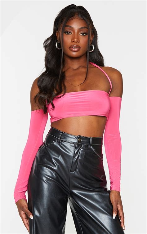 Hot Pink Slinky Halterneck Long Sleeve Crop Top Prettylittlething Ie