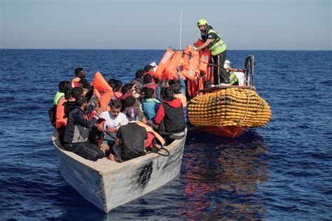 Italy Closes Its Ports To Rescue Ships Leaving 1100 Migrants In Limbo