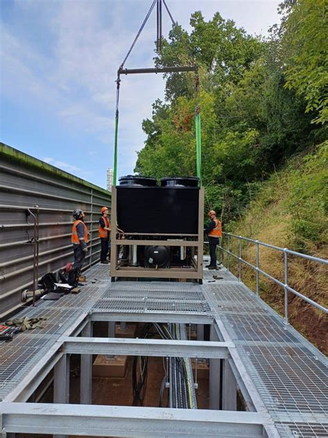 Chiller Lift | Finch of Bookham