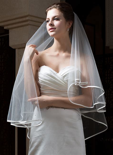 Two Tier Satin Edge Fingertip Bridal Veils With Beading 006034301