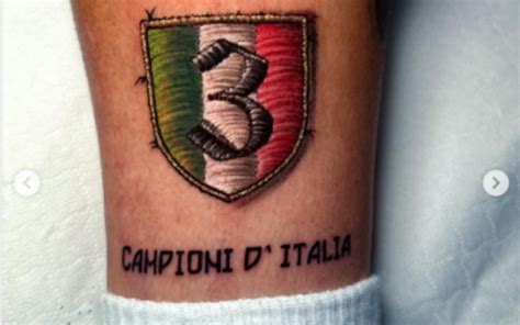 Di Lorenzo Capitano Innamorato Un Nuovo Tatuaggio Per Celebrare Lo