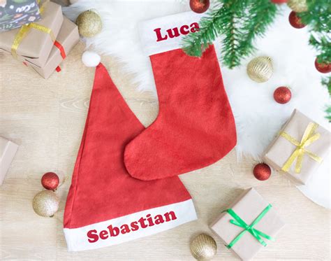 Pack gorro y calcetín de Papá Noel personalizado con nombre Regalo