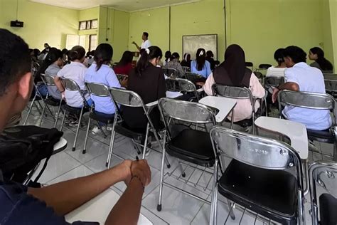 Ini Kelebihan Kuliah Di Ilmu Komunikasi Unwira Kupang NTT Express