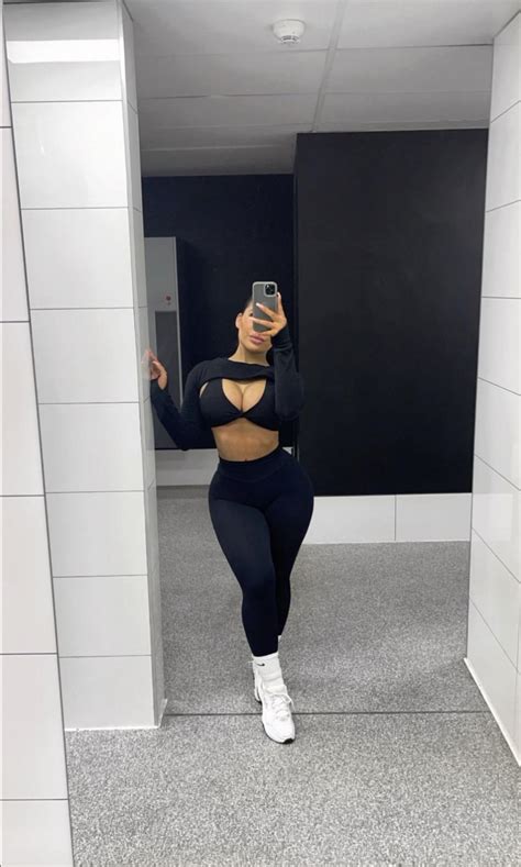 Big Juicy Titties At The Gym R Priscillamongefans