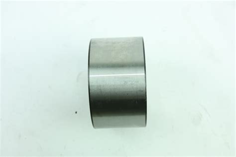 * New Genuine OEM Nissan 402102Y000 Front Wheel Bearing Fast Free Shipping