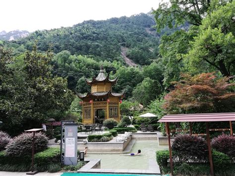 Hot Springs, Yellow Mountain China | Hunagshan Scenic Area, Anhui ...