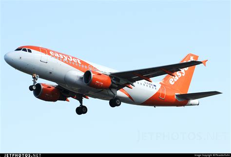 G EZDE Airbus A319 111 EasyJet Ricarda Kuhn JetPhotos