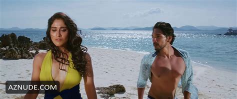 REGINA CASSANDRA Nude AZNude