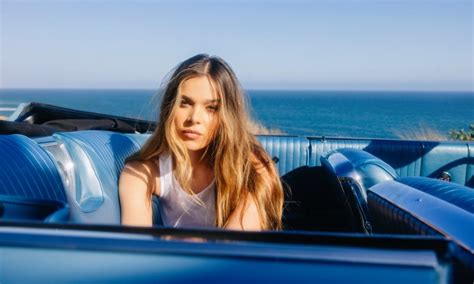 Hailee Steinfeld Shares Comeback Single Coast With Anderson Paak